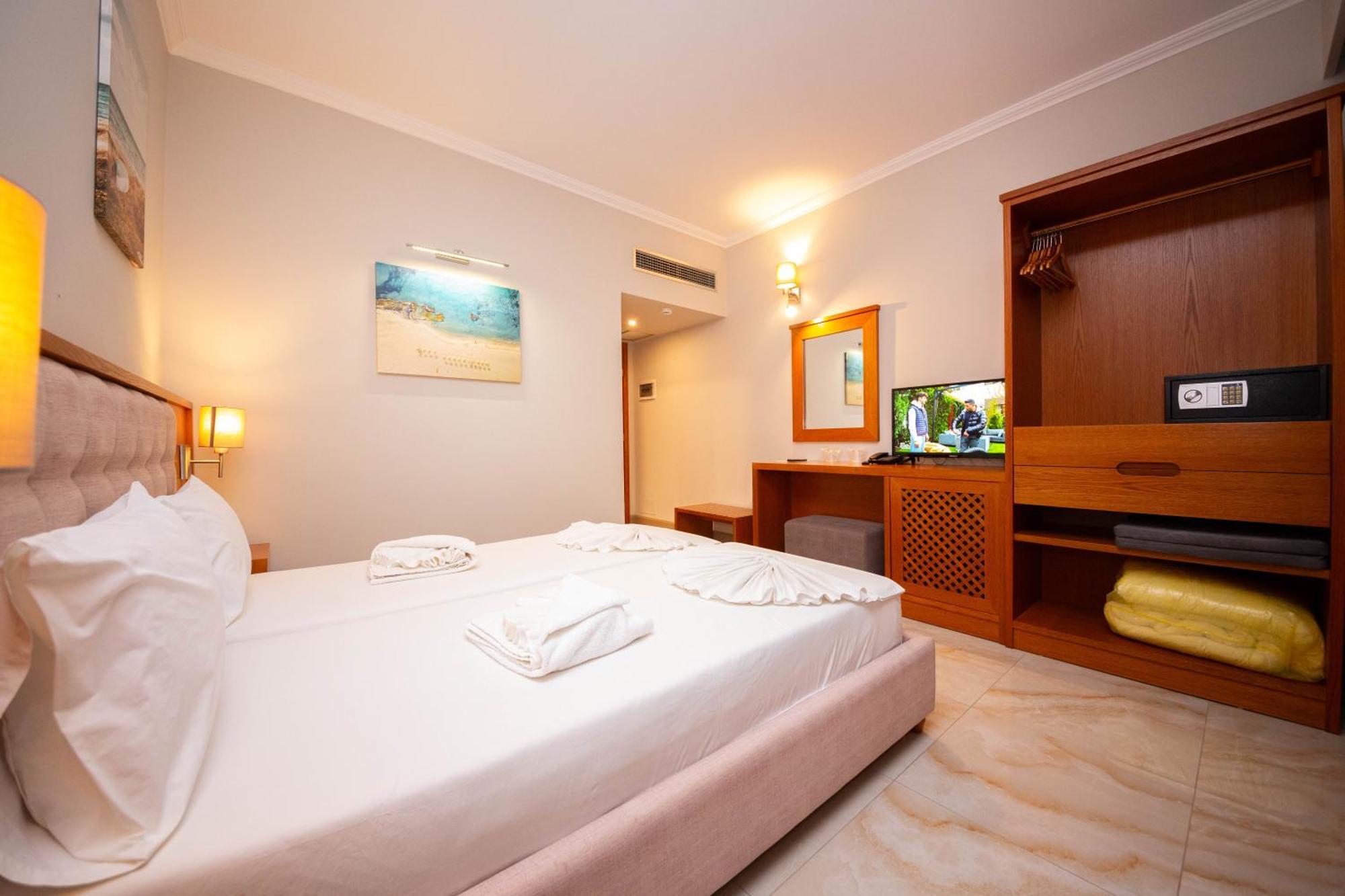 Hotel Sole Mare Ksamil Zimmer foto