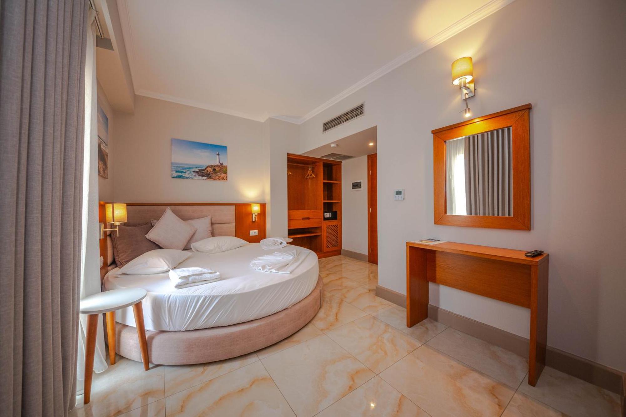 Hotel Sole Mare Ksamil Exterior foto